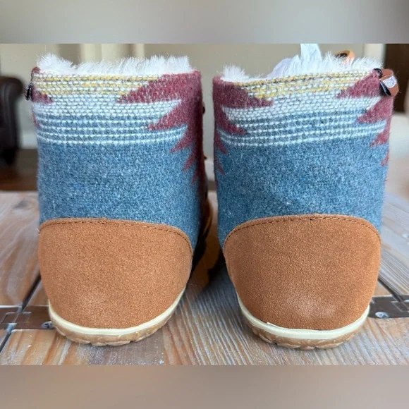 Minnetonka 7 Torrey Brown, Multicolor Indoor/Outdoor Slipper Boots FIT LIKE 6.5 - Picture 13 of 14